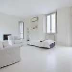 Alessia\'s Flat- Colonne di San Lorenzo